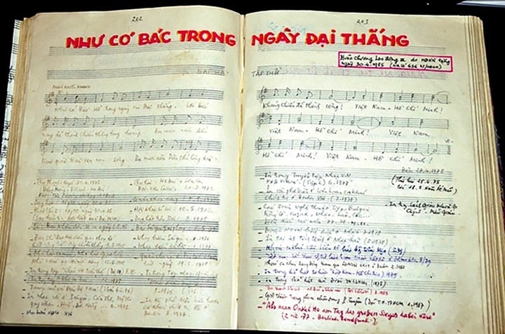 "Như có Bác trong ngày đại thắng" hay "Như có Bác Hồ trong ngày vui đại thắng"?