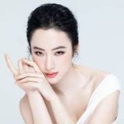 Angela Phương Trinh