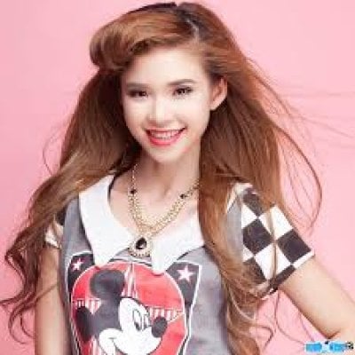 Khởi My