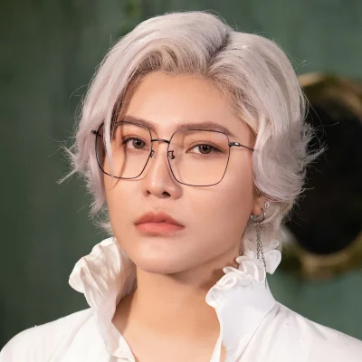 Vicky Nhung
